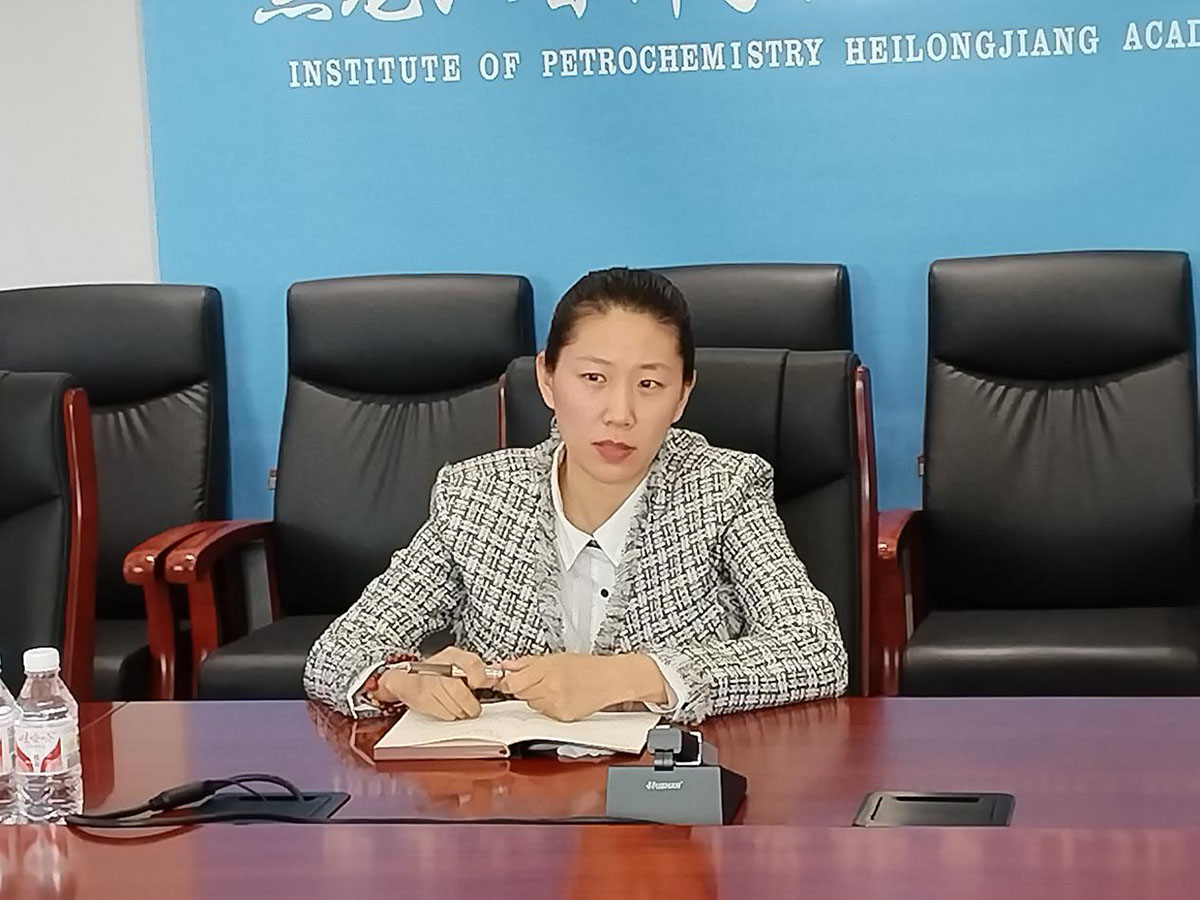 2-黑龙江省科学院石油化学研究院召开助力乡村振兴千人行动挂职干部欢送会.jpg